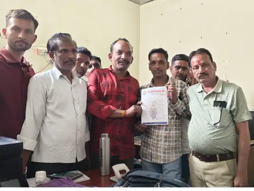 गेहूं रजिस्ट्रेशन में गड़बड़ी का विरोध:भारतीय किसान संघ ने तुलाई रुकवाई