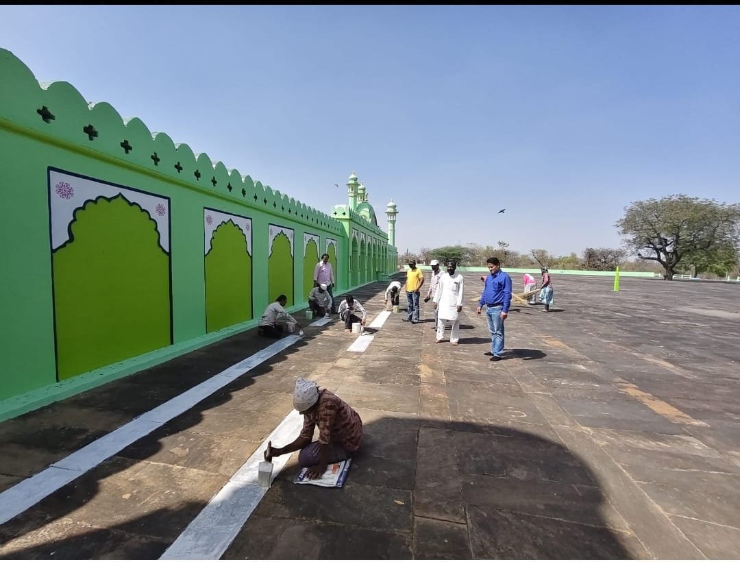 ईद आज, तैयारियां पूरी