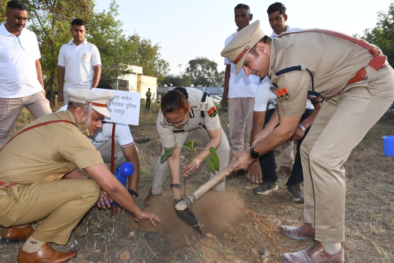 साइबर अपराध की कोई बाउड्री नहीं, इसके लिए अवेयरनेस बड़ा हथियार है- एडीजी लता