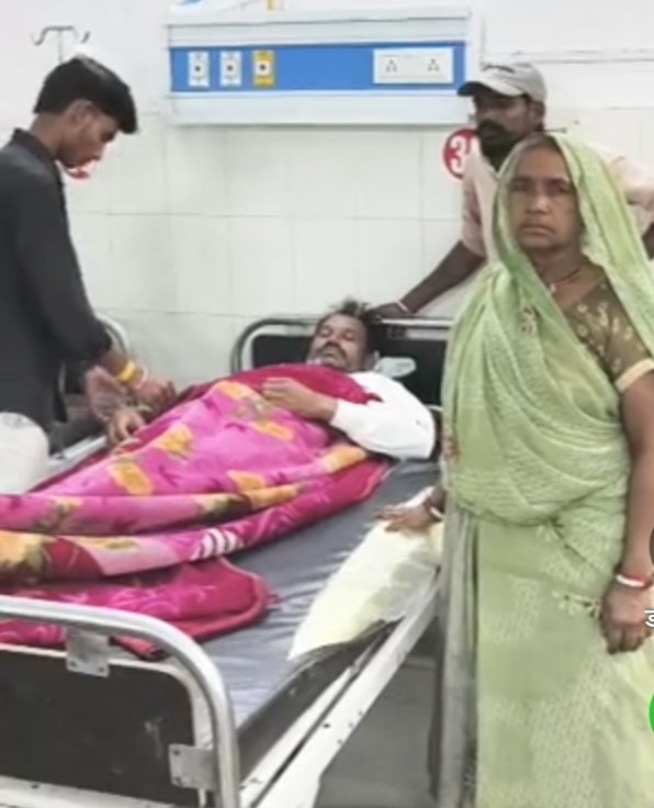 शादी समारोह के दौरान चाकूबाजी में दो युवक घायल